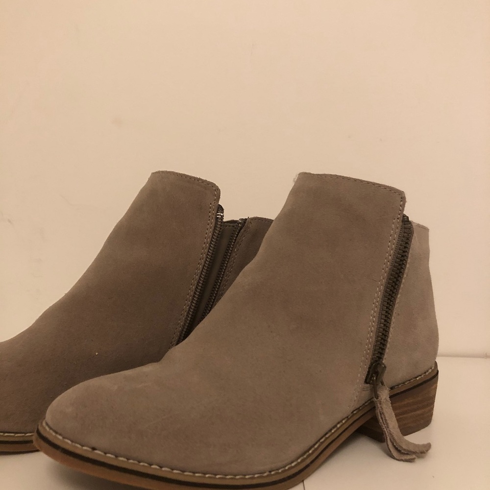 Waterproof Blondo boots